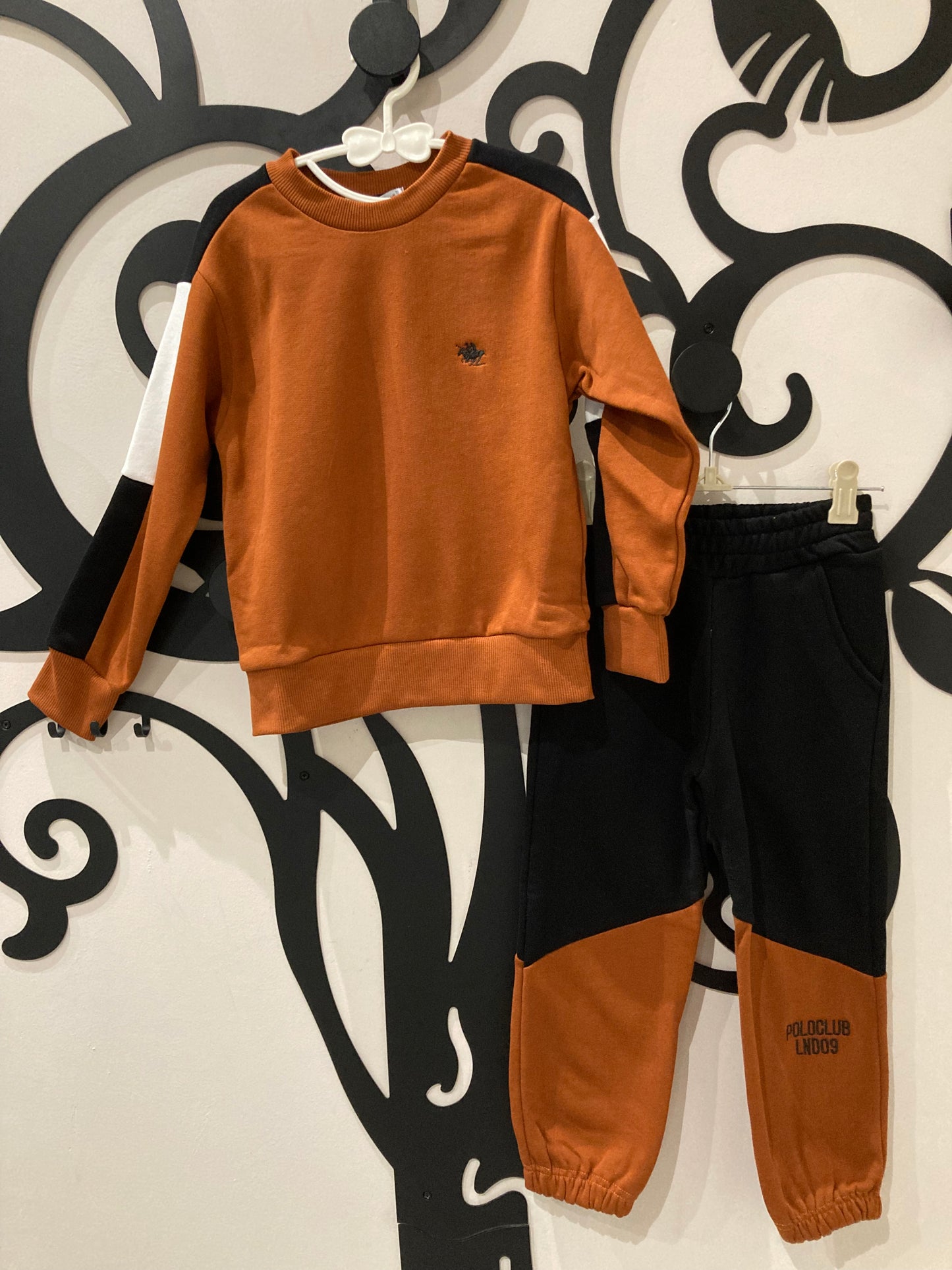 Completo felpa e pantalone