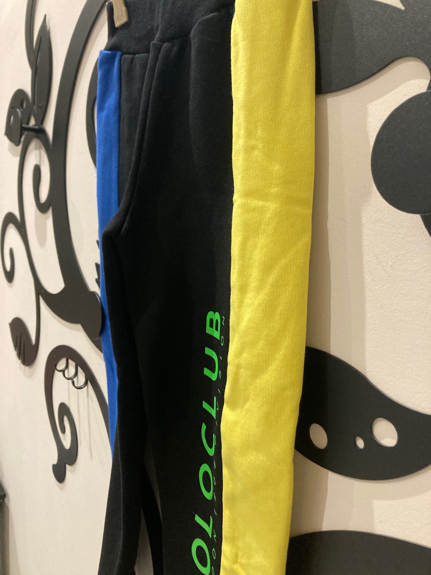 Completo felpa e pantalone