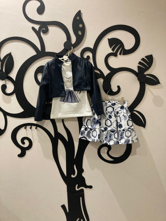 Completo maglia giacca e gonna