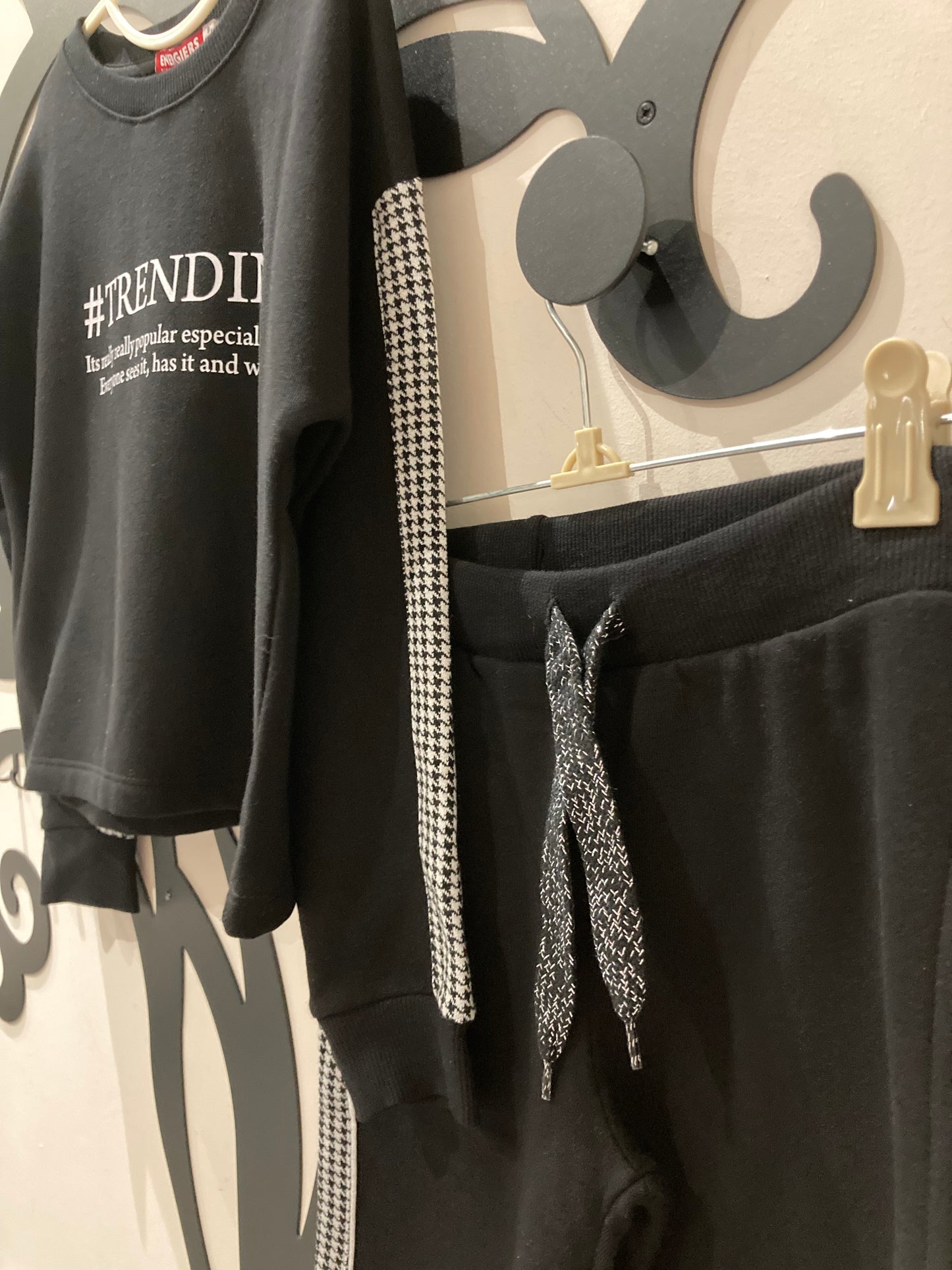 Completo felpa e pantalone